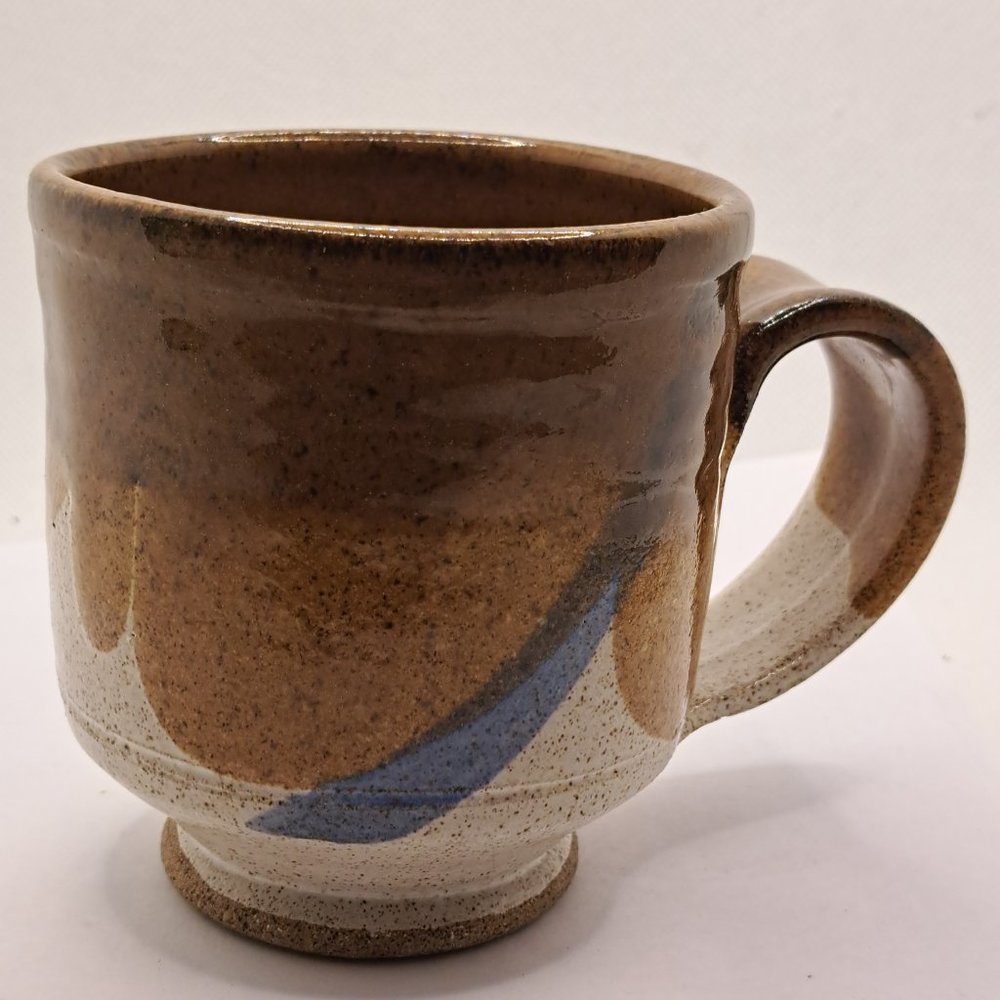 Ceramic pottery mug.